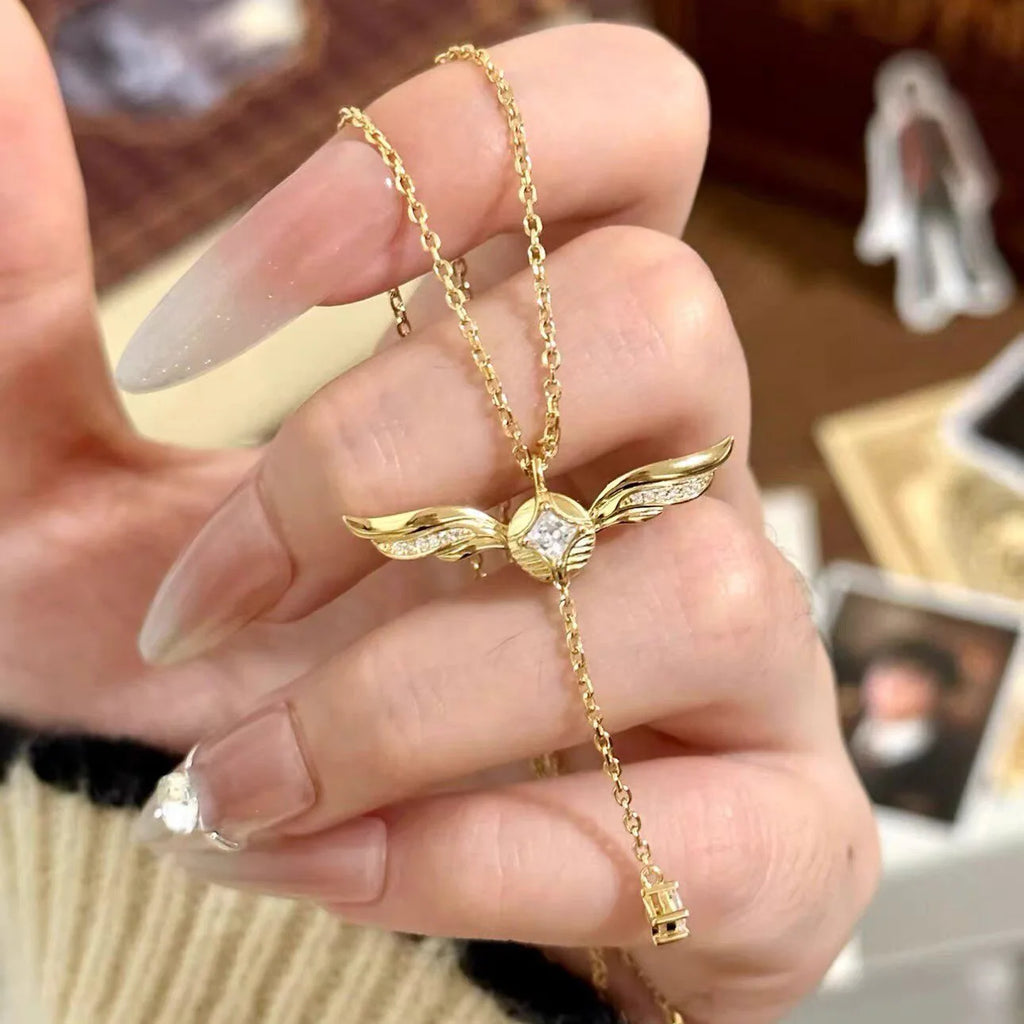 Golden Snitch Pull Chain